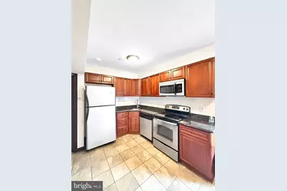 230 Market Street #3, Philadelphia, PA 19106 - Photo 9