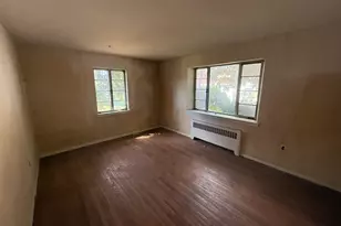 836 Strahle St, Philadelphia, PA 19111 - Photo 9