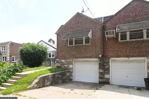 6915 Oakley St, Philadelphia, PA 19111 - Photo 3