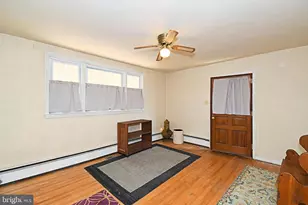 6915 Oakley St, Philadelphia, PA 19111 - Photo 7