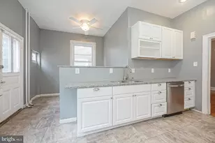 1119 S 46th St, Philadelphia, PA 19143 - Photo 9