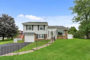 1101 Creswood Rd, Philadelphia, PA 19115 - Photo 1