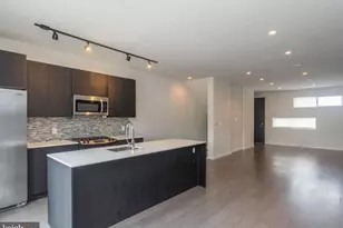 527 W Jefferson St, Philadelphia, PA 19122 - Photo 5