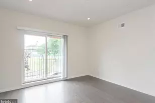 527 W Jefferson St, Philadelphia, PA 19122 - Photo 13