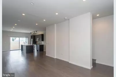 527 W Jefferson Street, Philadelphia, PA 19122 - Photo 3
