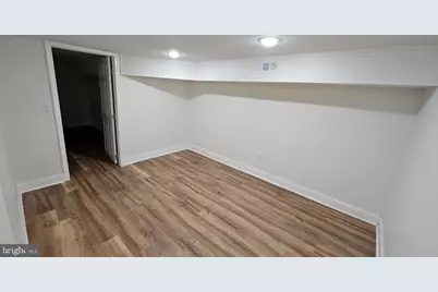 2519 N Lawrence Street, Philadelphia, PA 19133 - Photo 9