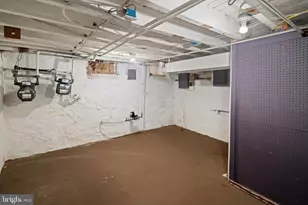 2419 N Marshall St, Philadelphia, PA 19133 - Photo 11