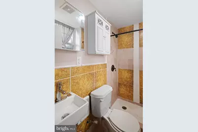 2419 N Marshall Street, Philadelphia, PA 19133 - Photo 9
