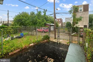 2419 N Marshall St, Philadelphia, PA 19133 - Photo 13
