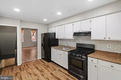 2419 N Marshall Street, Philadelphia, PA 19133 - Photo 5