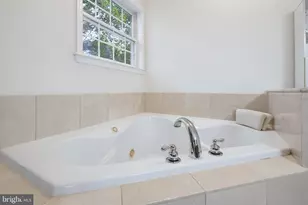 492 Harmon Rd, Philadelphia, PA 19128 - Photo 15
