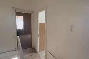 2037 W Toronto St, Philadelphia, PA 19132 - Photo 9