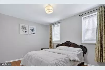 2545 S 9th Street, Philadelphia, PA 19148 - Photo 9
