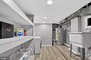 2545 S 9th St, Philadelphia, PA 19148 - Photo 19