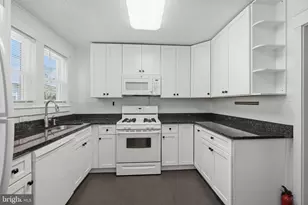 3323 Tilden St, Philadelphia, PA 19129 - Photo 9