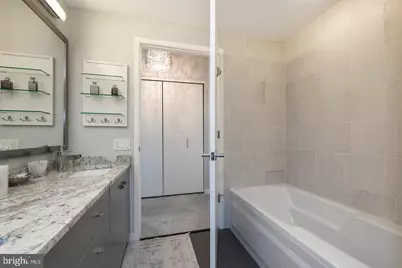 2101 Market Street #1502, Philadelphia, PA 19103 - Photo 11
