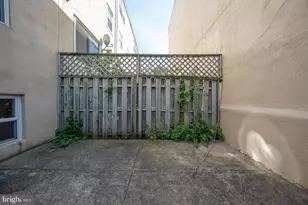 2822 Ogden St, Philadelphia, PA 19130 - Photo 27