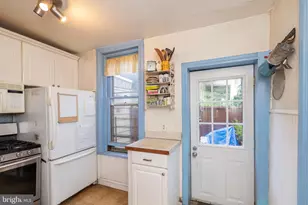 866 N 30th St, Philadelphia, PA 19130 - Photo 11