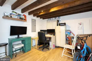 866 N 30th St, Philadelphia, PA 19130 - Photo 17
