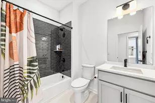 3005 Birchview Walk, Philadelphia, PA 19125 - Photo 17