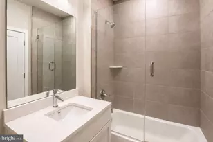 1300 S 19th St, Philadelphia, PA 19146 - Photo 9
