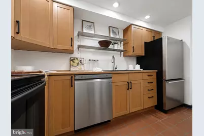 817 S Leithgow Street, Philadelphia, PA 19147 - Photo 35