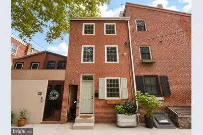 817 S Leithgow Street, Philadelphia, PA 19147 - Photo 1