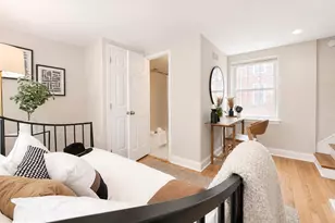 817 S Leithgow St, Philadelphia, PA 19147 - Photo 25