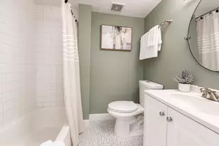 817 S Leithgow St, Philadelphia, PA 19147 - Photo 29