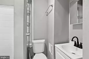 2352 N Colorado St, Philadelphia, PA 19132 - Photo 9
