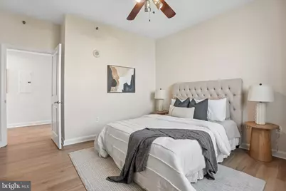 901 N Penn Street #R901, Philadelphia, PA 19123 - Photo 25