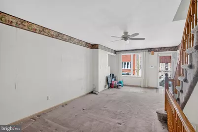 2419 S Woodstock Street, Philadelphia, PA 19145 - Photo 5