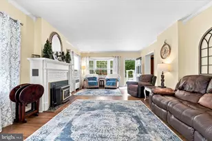 3021 Winchester Ave, Philadelphia, PA 19136 - Photo 7