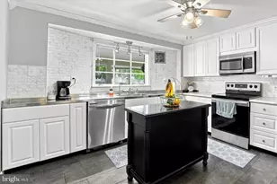 3021 Winchester Ave, Philadelphia, PA 19136 - Photo 11