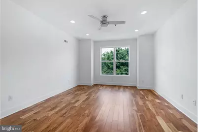 2242 N Howard Street, Philadelphia, PA 19133 - Photo 17