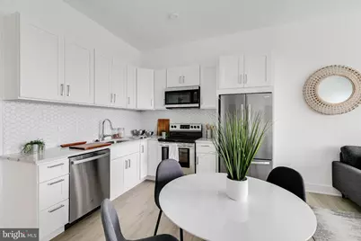 2201 Washington Avenue #UNIT 220, Philadelphia, PA 19146 - Photo 7