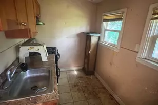 1931 Ruan St, Philadelphia, PA 19124 - Photo 5