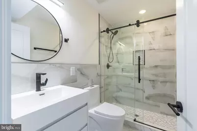 1715 S 18th Street, Philadelphia, PA 19145 - Photo 29