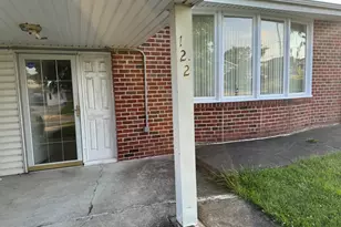 122 Pocasset Rd, Philadelphia, PA 19115 - Photo 3