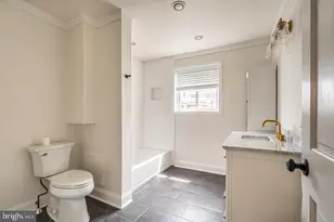 1523 S Clarion St, Philadelphia, PA 19147 - Photo 5