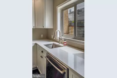 1523 S Clarion Street, Philadelphia, PA 19147 - Photo 5