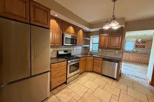 214 Grape St, Philadelphia, PA 19128 - Photo 5
