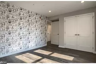 528 S 5th St, Philadelphia, PA 19147 - Photo 11