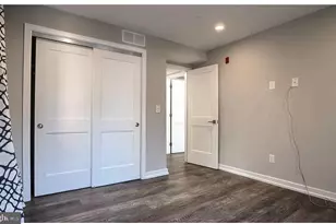528 S 5th St, Philadelphia, PA 19147 - Photo 13
