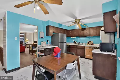 7819 Venus Place, Philadelphia, PA 19153 - Photo 11