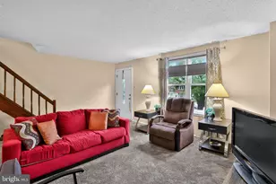 7819 Venus Pl, Philadelphia, PA 19153 - Photo 7