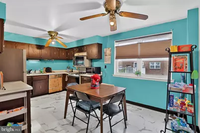 7819 Venus Place, Philadelphia, PA 19153 - Photo 13