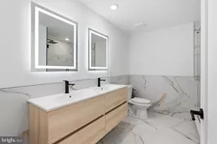 208 Vine St, Philadelphia, PA 19106 - Photo 13