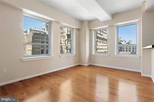 1425 Locust St, Philadelphia, PA 19102 - Photo 5