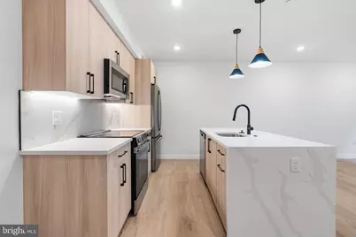 208 Vine Street #3F, Philadelphia, PA 19106 - Photo 5